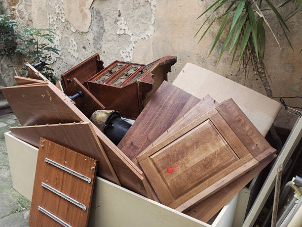 Commercial Cleanout Services in Belleair Bluffs, FL